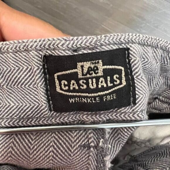 Lee Casuals Women's Wrinkle Free‎ Relaxed Fit Straight Leg Pants - Picture 6 of 6